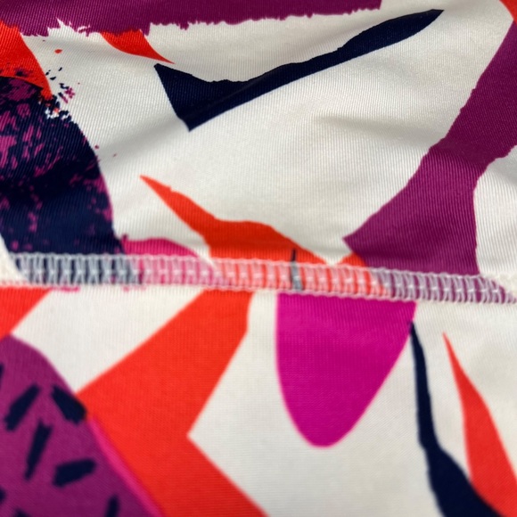 EUC - J Dow Fitness - Vibrant colors crop top in XS - Picture 3 of 3